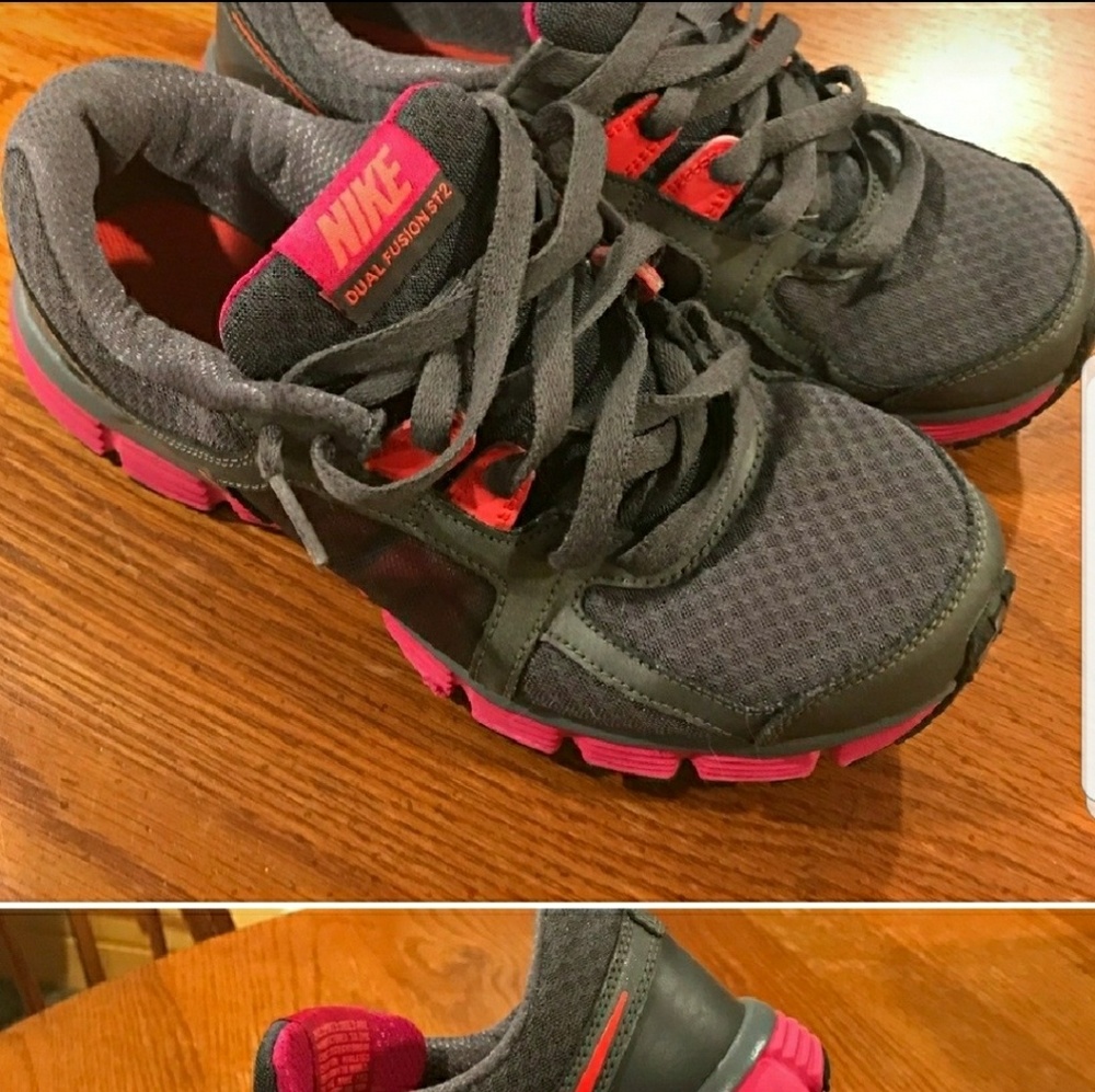 Nike size 8.5 air max
